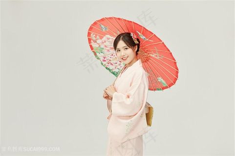 认真的美女海报