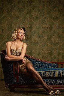 高清复古美女图片下载