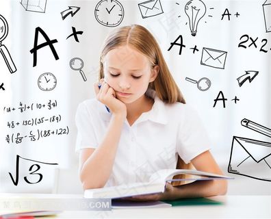 学习系列 - 正在认真学习的的女孩 学习系列 - 正在认真学习的的女孩