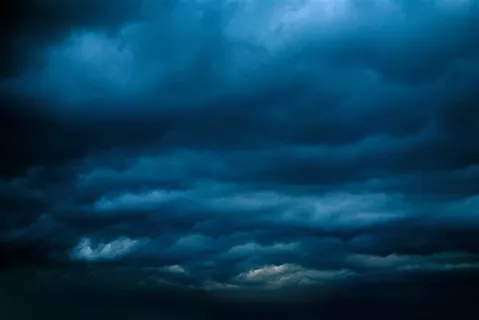 乌云密布的天空高清图片 乌云密布的天空高清图片
