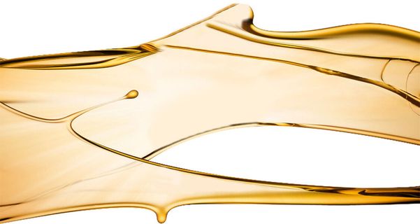 金色液体橄榄油喷溅化妆品素材png