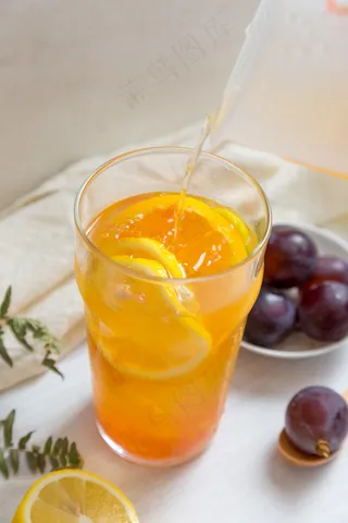 清凉夏日夏天饮品摄影图片