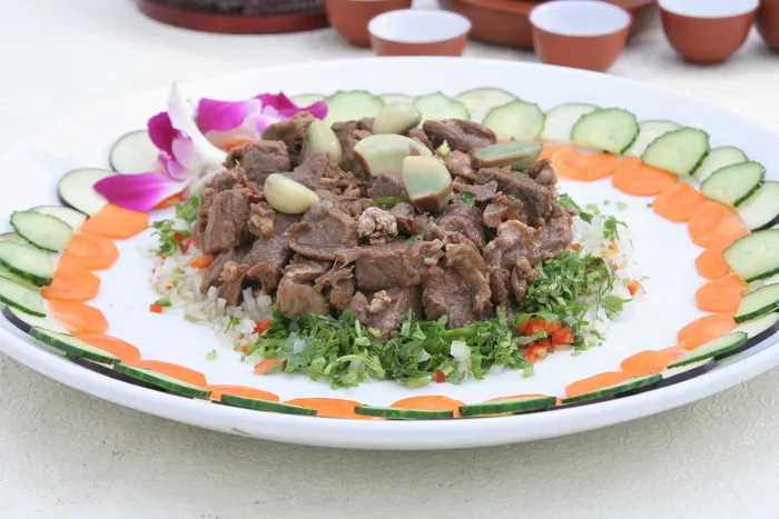 腊八蒜烧鹿肉50元 (2)