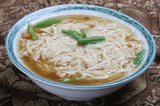 酸汤（清汤）大刀面