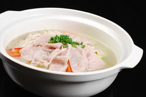 川菜湘菜高清菜谱 萝卜煮滑肉 川菜湘菜高清菜谱 萝卜煮滑肉