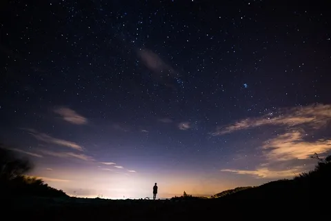 仰望星空的人 仰望星空的人