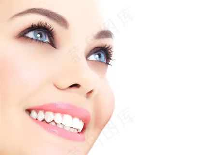 牙齿露出高清美女 牙齿露出高清美女