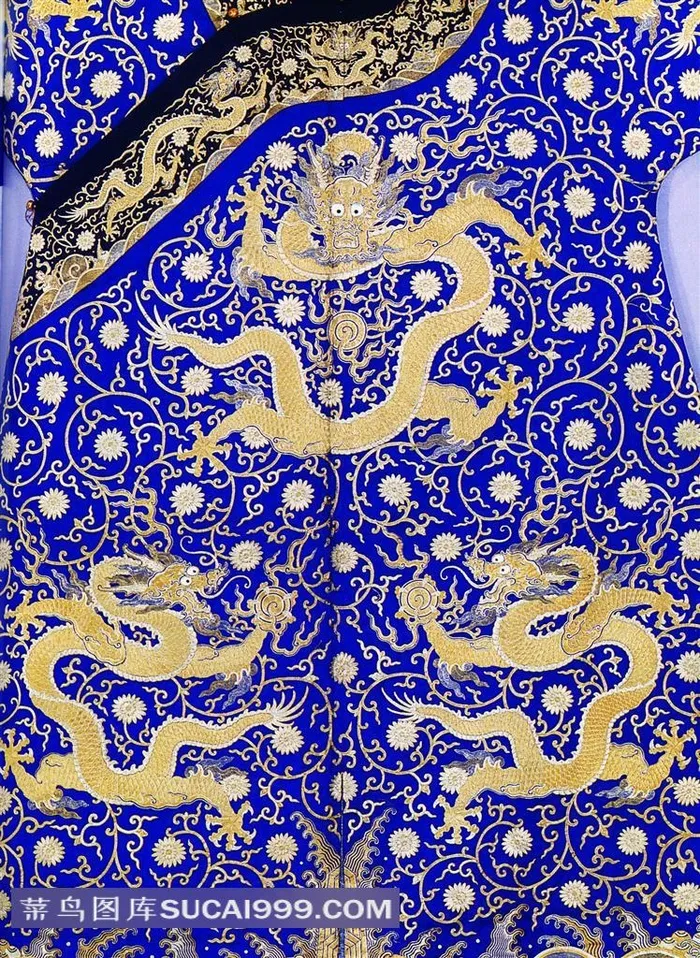 精致漂亮的龙纹图案服饰