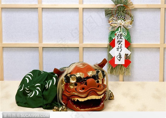 整个小狮子饰品