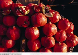 西藏风光-熟透的石榴