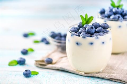美味水果酸奶高清图片 美味水果酸奶高清图片