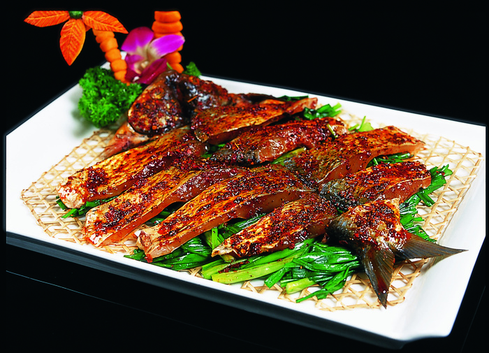 LCH2099特色京葱烤鱼