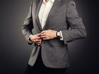 手势图片着正装拍正装照的商务男士写真高清图片