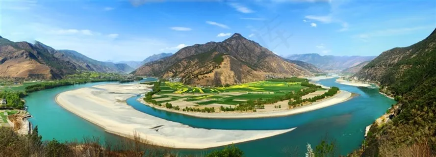 万里长江第一湾全景