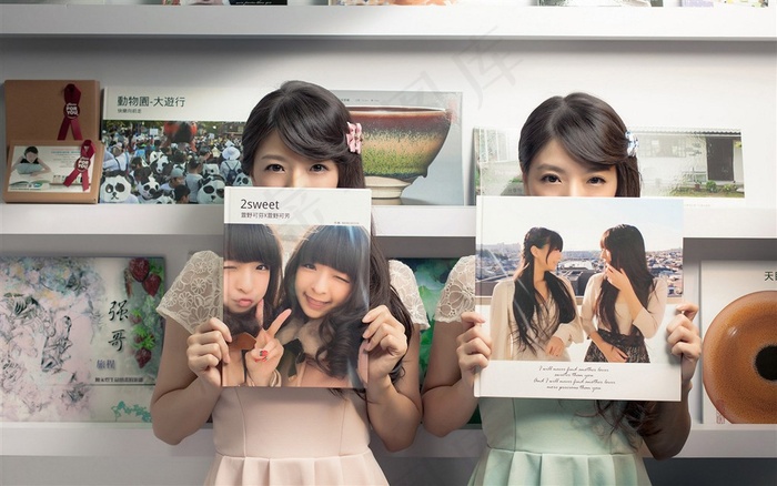 萱野可芬萱野可芳双胞胎美女