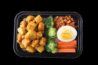 日式咖喱鸡丁快餐盖浇饭产品成品高清大图餐盒装夜市小吃免扣