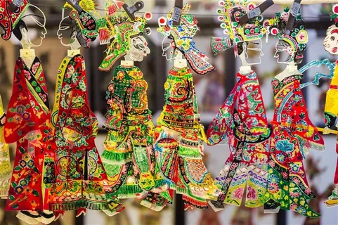 中国传统皮影戏道具 中国传统皮影戏道具