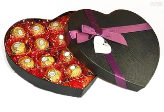 巧克力礼盒爱心