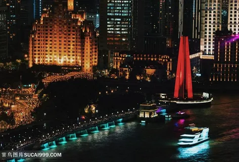 上海解放纪念碑夜景