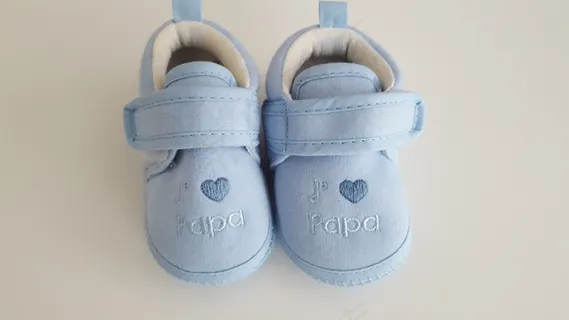 软底蓝色婴儿鞋图片