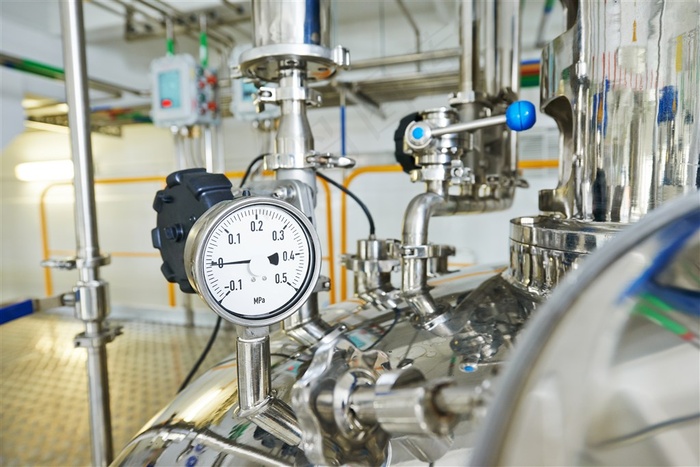 金属机器近景图