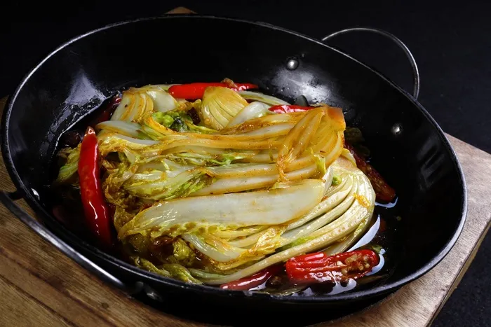 干锅美食焖锅湘菜麻辣香辣纸锅干锅娃娃菜白菜