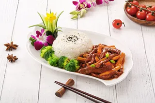 川湘牛柳餐饮快餐盖浇饭产品成品高清大图