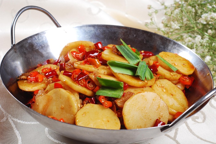 干锅美食焖锅湘菜麻辣香辣纸锅热干锅土豆片
