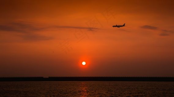 海上日落黄昏景观图片