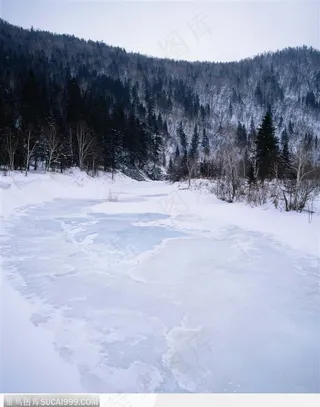 冬日美景-美丽的湖泊雪景