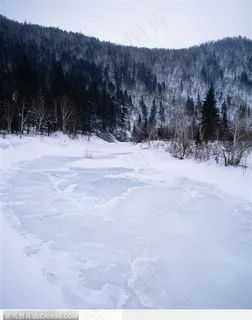 冬日美景-美丽的湖泊雪景 冬日美景-美丽的湖泊雪景