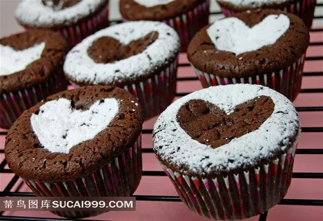 心形蛋糕摄影素材