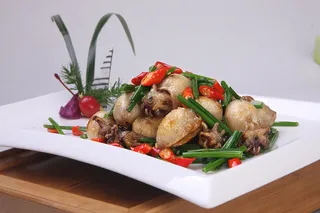 韭香米椒爆墨鱼仔