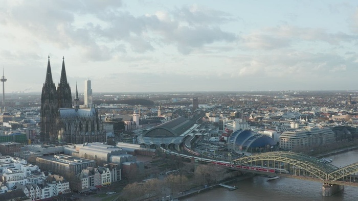 一个德国城市的天际线的看法