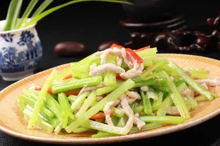 西芹炒肉丝