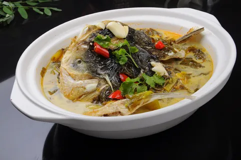 老坛酸菜炖鱼头39 老坛酸菜炖鱼头39