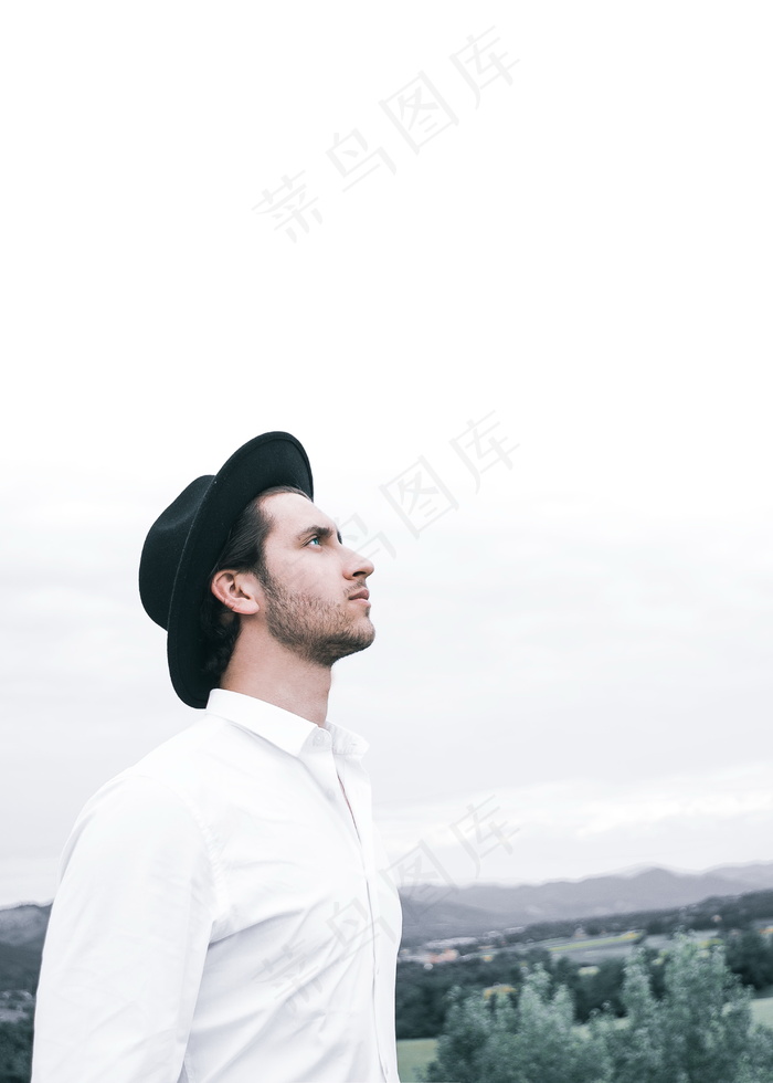 高颜值侧颜帅哥图片