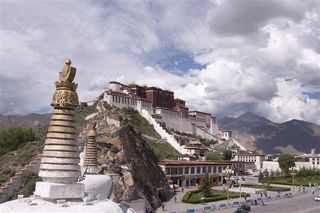 西藏拉萨布达拉宫图片