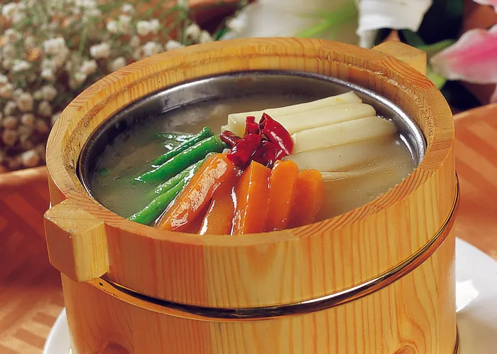 92XX189木桶烩三鲜