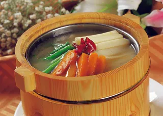 92XX189木桶烩三鲜