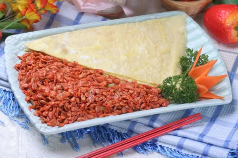 鸡蛋片炒河虾 (3)