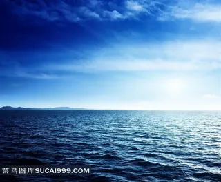 蓝天白云和大海风景图片