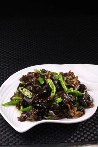 尖椒炒木耳 (3)