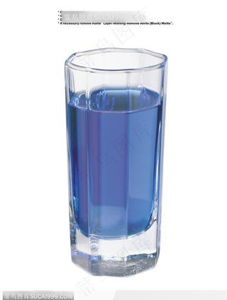 饮料特写-杯中蓝色的酒水