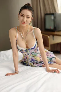 推女郎国模性感女神美女方子萱私拍写真图片