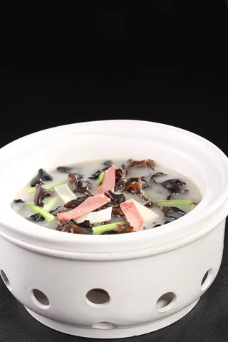 D00545火腿笋干煨云耳 (2)