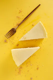 蛋糕店小蛋糕慕斯美食甜品图片