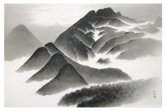 巍峨山脉雾山风景画