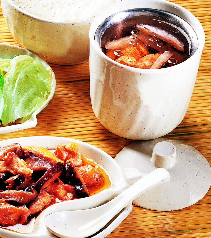 香菇滑鸡饭