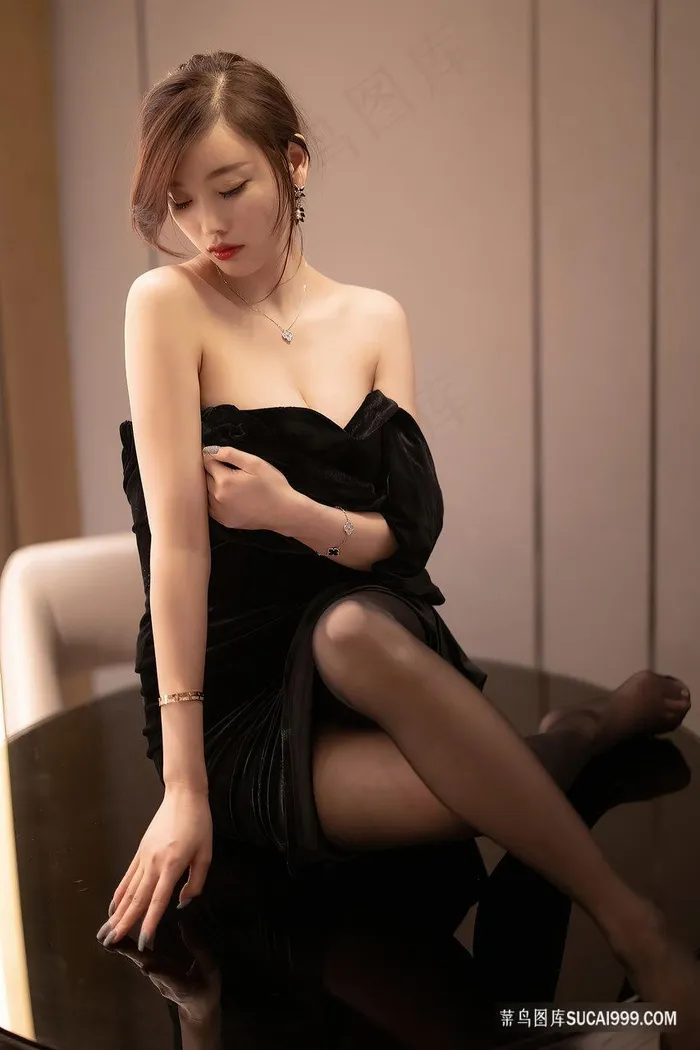 成熟*女优美女私房写真图片